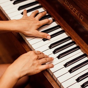 piano lessons for adults